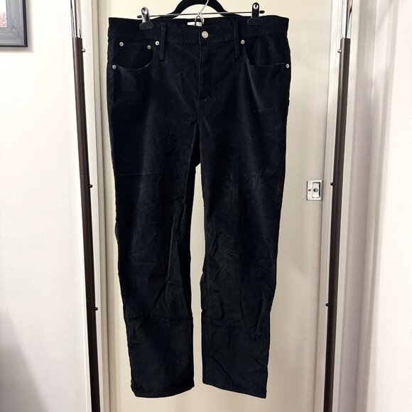J. CREW Vintage Slim Straight Pant in Garment-Dyed Black Stretch Velvet - 33 - Picture 1 of 9
